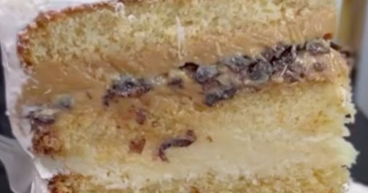 Guia Passo a Passo para um Delicioso Bolo de Ameixa com Doce de Leite